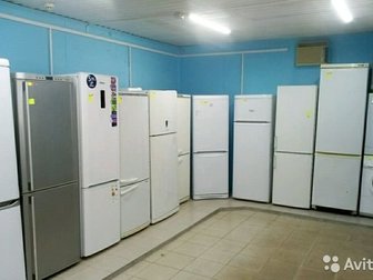 Огромный выбор хороших холодильников от  2000,  В ремонте не были,  Все холодильники рабочие, чистые, без запаха,                                     Гарантия,  в Чебоксарах