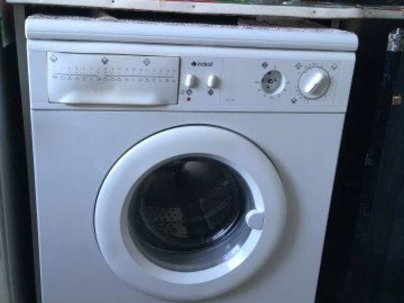 Продам стиральную машину Indesit купить за 1200 р. в Ижевске из рук в ...