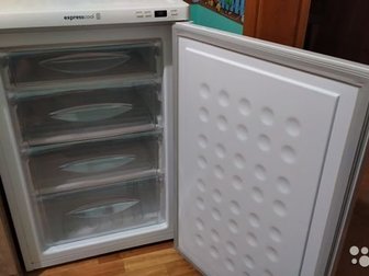 Продаю холодильную камеру LG GC - 154SQW белый, а отличном состоянии, мало б/у,  Нужная , удобная, не заменимая вещь для хранения овощей и ягод со своего приусадебного в Ярославле