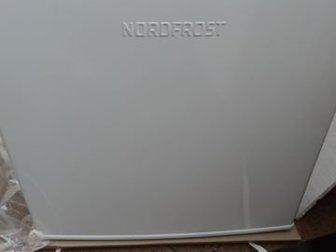 Удобный компактный холодильник Nordfrost с большой морозилкой на 11 литров, объем холодильной камеры 49 литров,  ШхГхВ 50х48х52,5,  Холодильник новый,  Удобно транспортировать в Ярославле