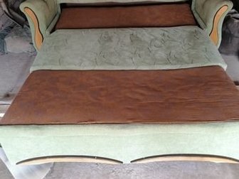 Продаю диван двухспальный Евро-книжка,цвет светло-зеленый,в нормальном состоянии, ТоргСостояние: Б/у в Курске