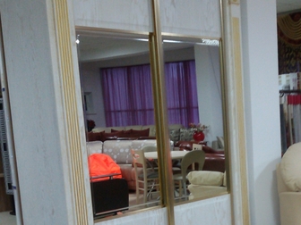 Просмотреть фото Офисная мебель Эксклюзивная мебель в Махачкале от компанииШарм 33247101 в Махачкале