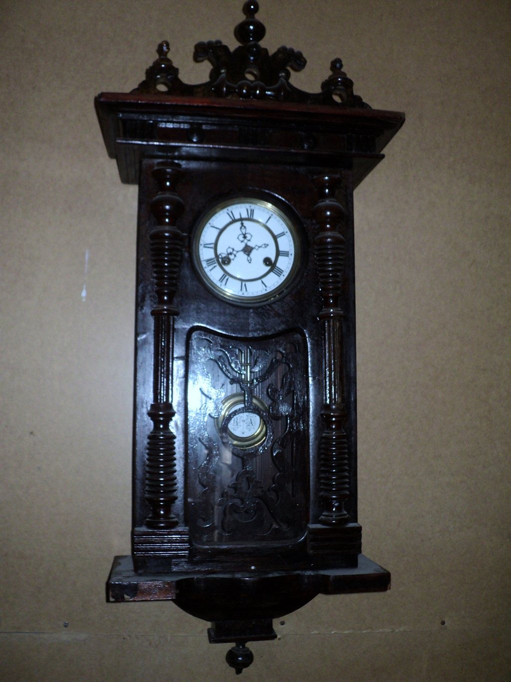 Старинные часы 19 века настенные