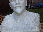 Просмотреть foto Антиквариат бюст В, И, Ленин из белого мрамора 33137046 в Москве