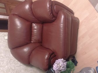 Увидеть фотографию Столы, кресла, стулья продам 34084991 в Мурманске