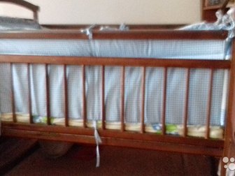Срочно продам детскую кроватку с матрасом  в хорошем состоянииСостояние: Б/у в Мурманске