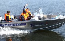   () Windboat 47 DC