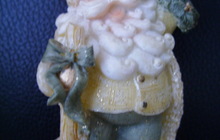 Фигурка - сувенир из керамики Санта Клаус