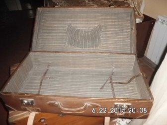 Просмотреть фотографию  старинный кожанный чемодан 40-х гг, прошлого века 33228368 в Саратове