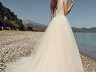Просмотреть фото Свадебные платья Дорогие невесты, продам или сдам в прокат красивейшее свадебное платье, 37871042 в Севастополь