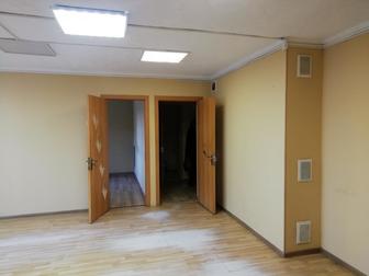 Агентство недвижимости «Realty» предлагает к продаже офисное помещение 164 м2, состоящее из 5 комнат в современном монолитном доме, в самом центре нашего города в Уссурийске