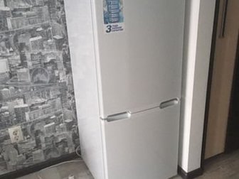 Продам холодильник «Атлант»,  Высотой примерно 1200,  Мало б/у,  Куплен в 2017,  Проработал около года, потом стоял, в Великом Новгороде