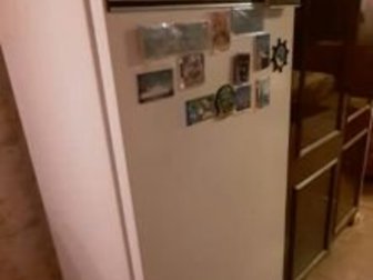 в связи с переездом продаю холодильник Бирюса, рабочий,140х57х54, торг, самовывоз (с первого эт, ) в Великом Новгороде