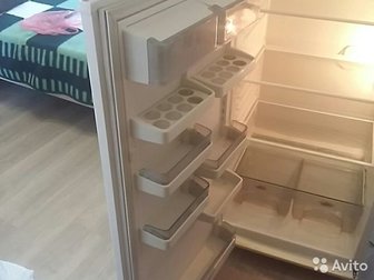 холодильник работает отлично новый кампрессор все трубки новые медные ни когда не сгниют есть горантия торг уместин в Великом Новгороде