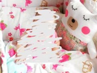 Комплект в детскую кроватку, красивый белый с розовыми цветами, одеяло подушка, бортик, балдахин, и наволочка простыня и пододеяльник, б|у, в хорошем состоянии,Состояние: в Волгограде